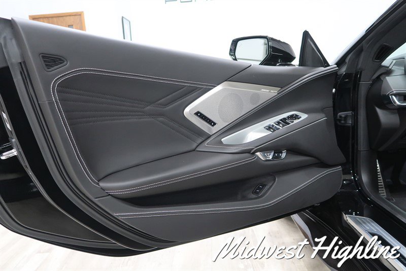 Used 2023 Chevrolet Corvette Z06 image 26