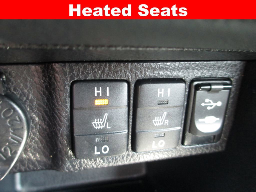 Used 2018 Toyota Corolla XSE image 16