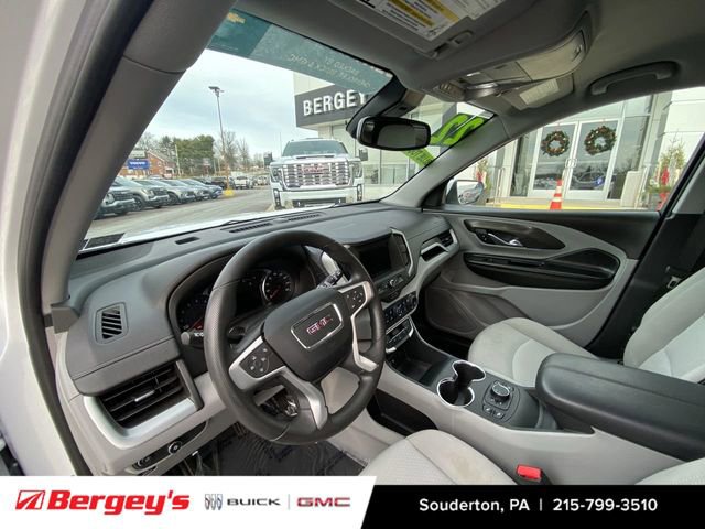 Certified 2022 GMC Terrain SLE w/ Driver Convenience Package image 12