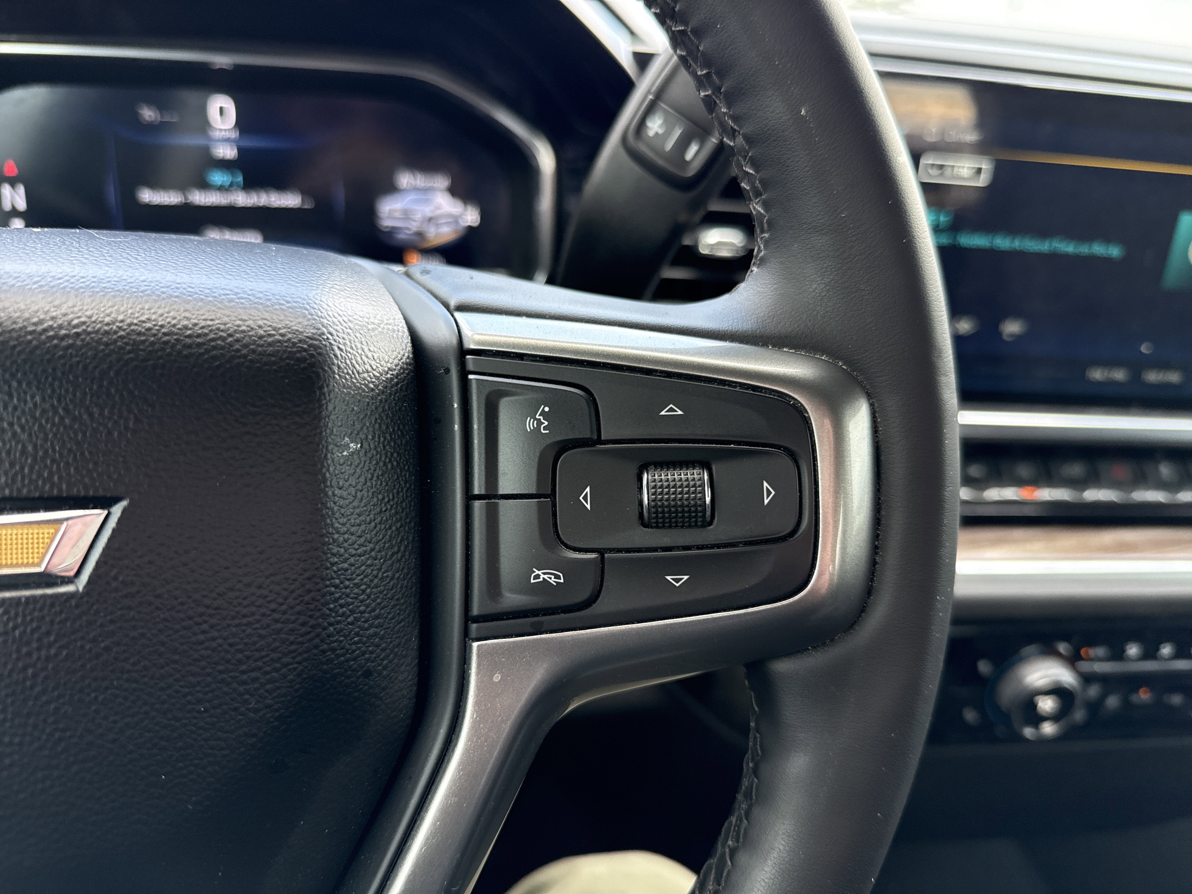 Used 2024 Chevrolet Silverado 1500 LT image 17