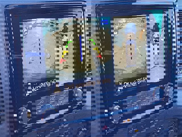 Used 2023 Nissan Frontier PRO-4X w/ Pro-4X Premium Package image 15