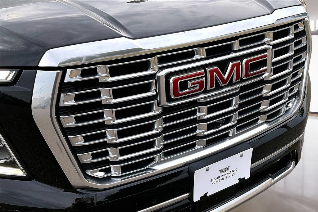 Used 2025 GMC Yukon Denali AWD/4WD image 31