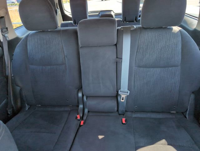 Used 2013 Nissan Pathfinder SV image 26