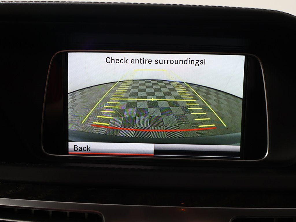 Used 2015 Mercedes-Benz E 400 4MATIC Sedan w/ Lighting Package image 47