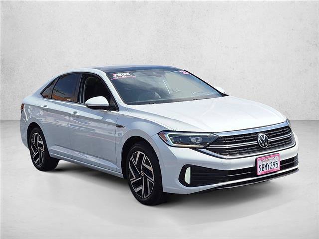 Certified 2022 Volkswagen Jetta SEL FWD video 3