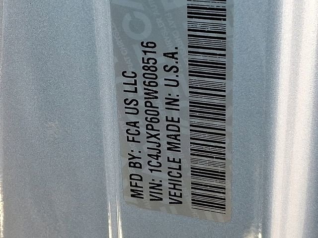 Used 2023 Jeep Wrangler Unlimited Sahara image 27