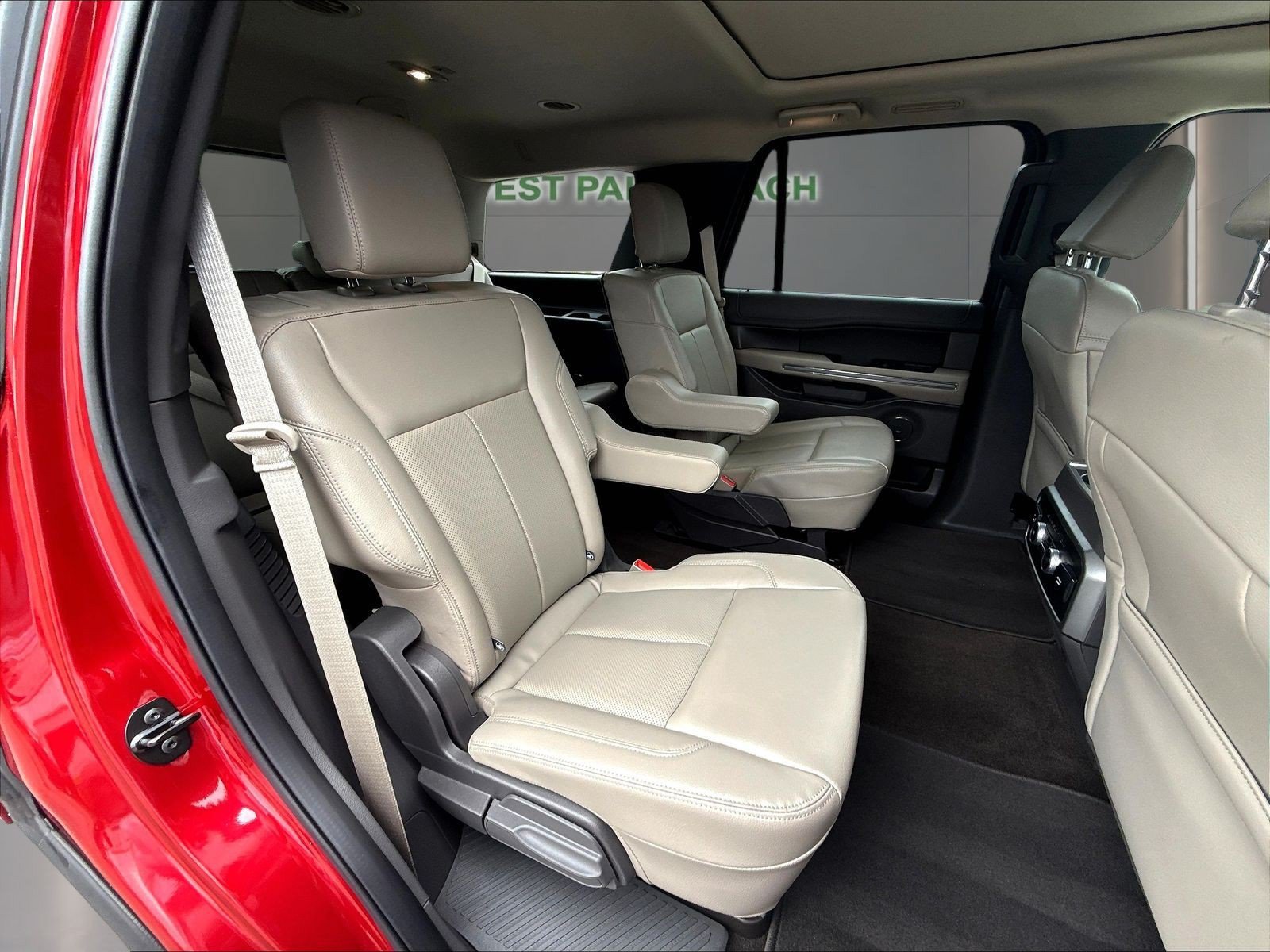 Certified 2021 Ford Expedition XLT RWD image 28