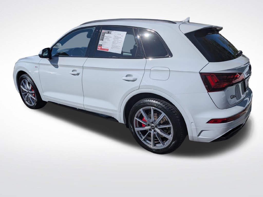 Used 2024 Audi Q5 e Prestige AWD/4WD image 5