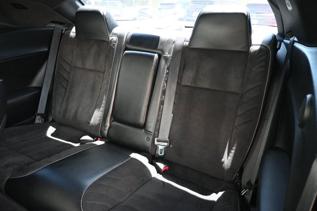 Used 2016 Dodge Challenger SRT Hellcat image 18