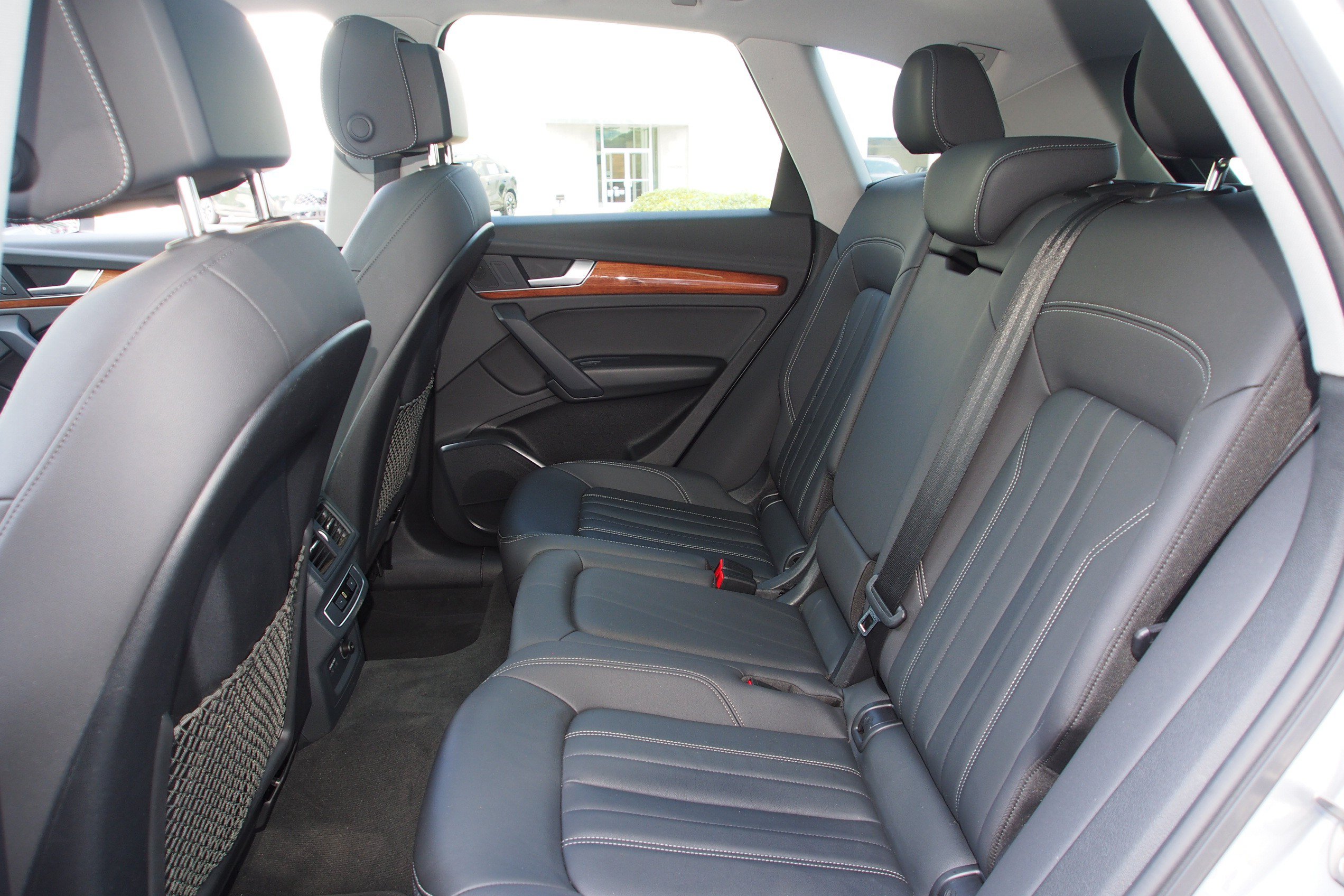Used 2023 Audi Q5 2.0T Premium w/ Convenience Package AWD/4WD image 22