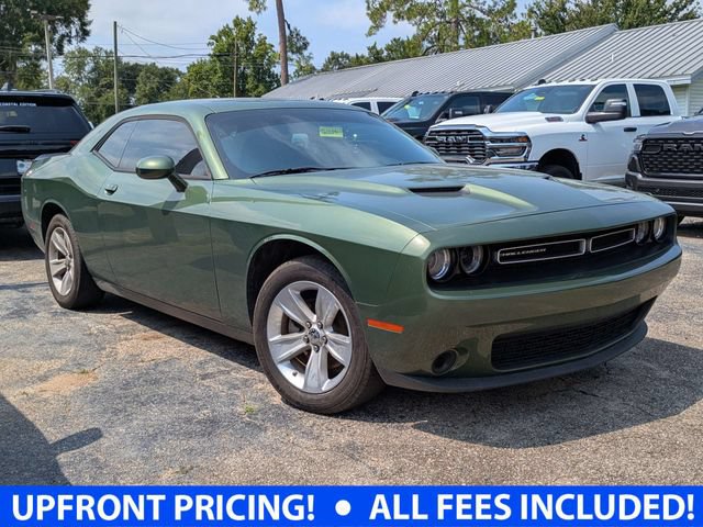 Used 2023 Dodge Challenger SXT RWD video 1