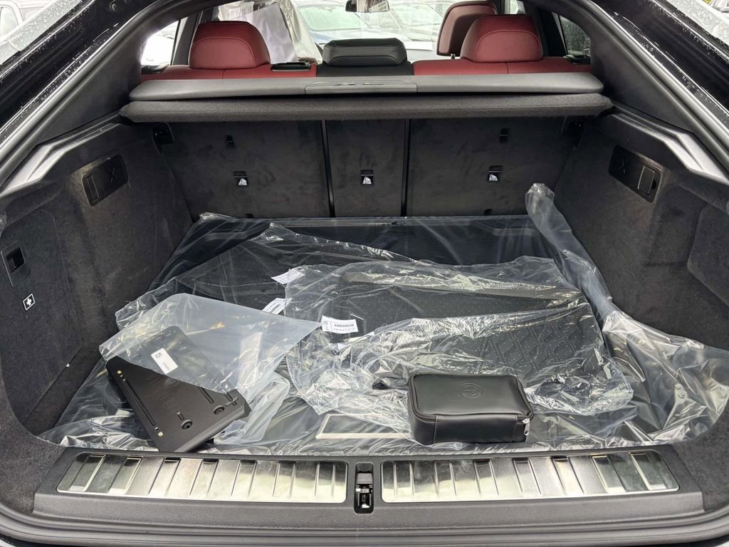 New 2026 BMW X6 xDrive40i image 9