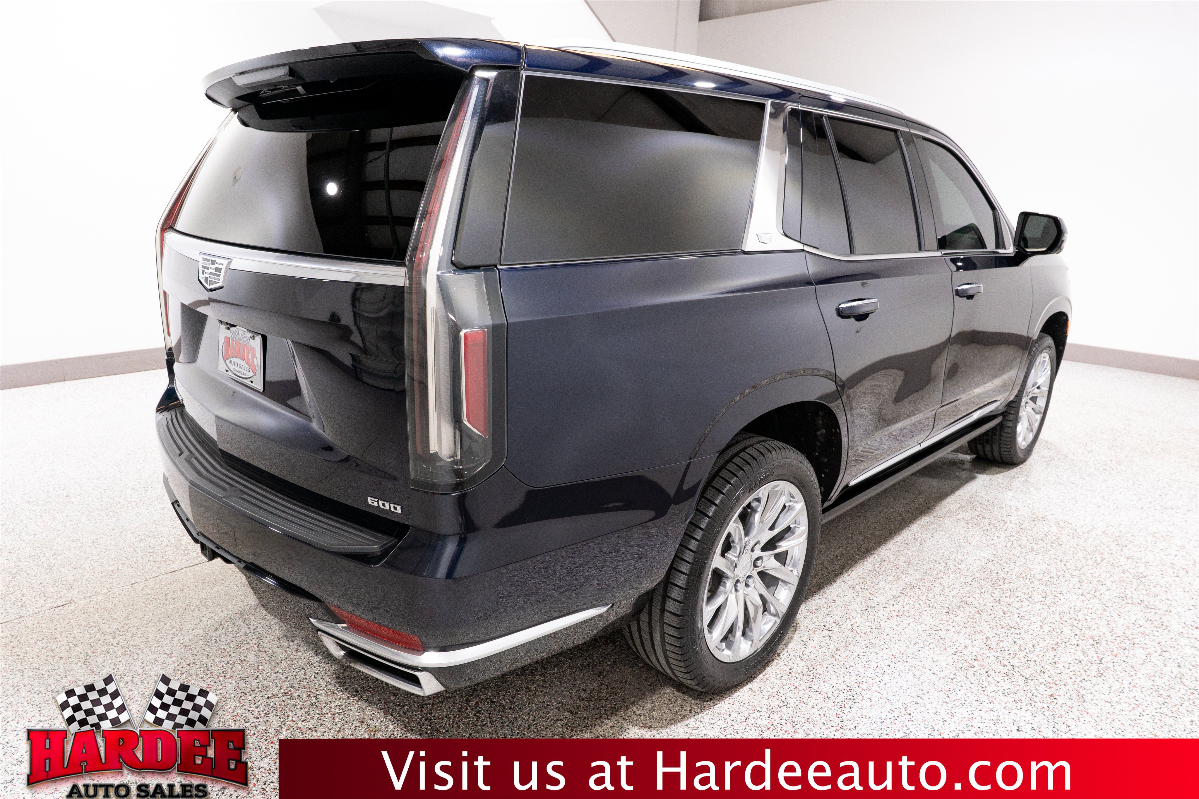 Used 2021 Cadillac Escalade Premium Luxury w/ Driver Assist Tech Package RWD image 5