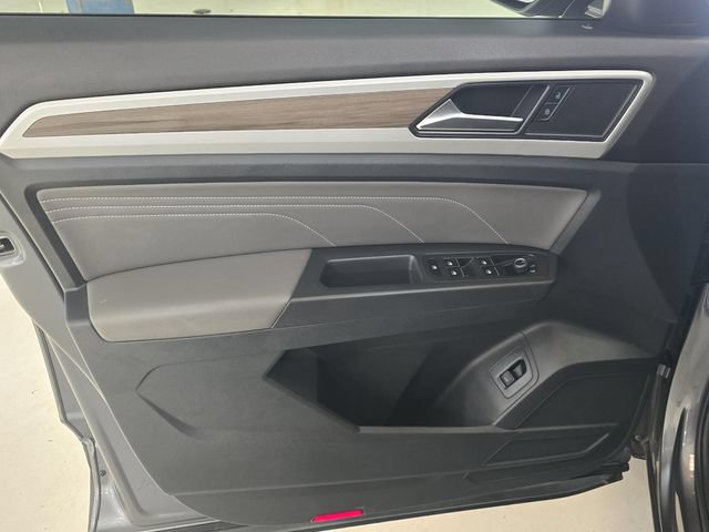 Used 2022 Volkswagen Atlas SEL AWD/4WD image 19