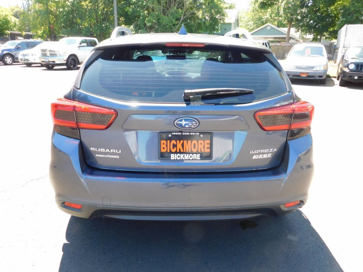 Used 2017 Subaru Impreza 2.0i Premium w/ BSD & Rcta/SRF/Eyesight image 22