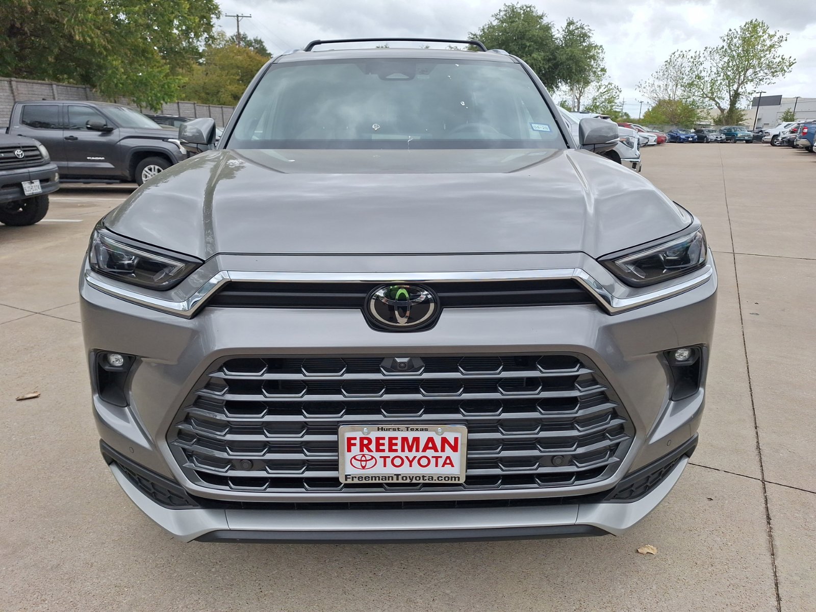 Used 2026 Toyota Grand Highlander AWD Hybrid image 9