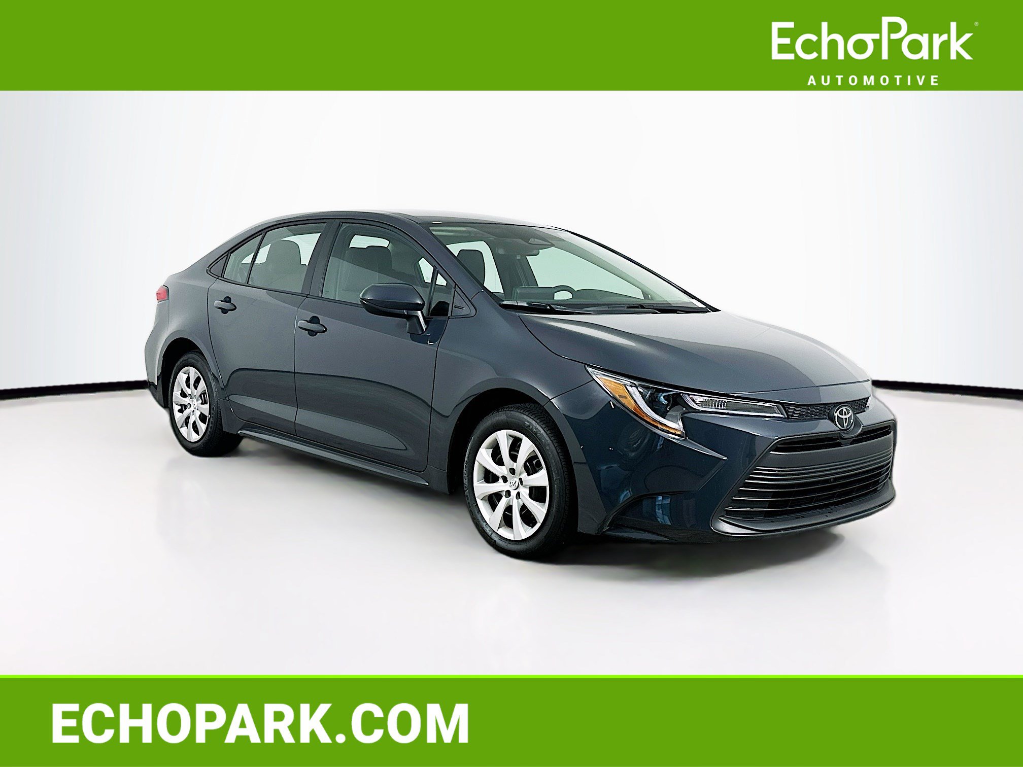 Used 2026 Toyota Corolla LE FWD image 1
