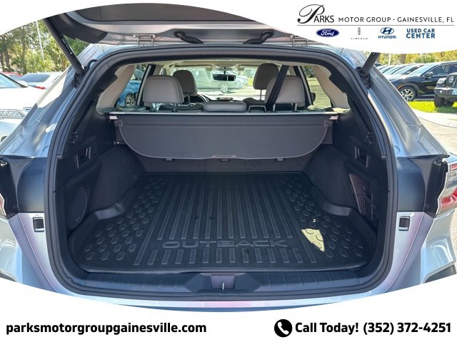 Used 2020 Subaru Outback Limited image 9