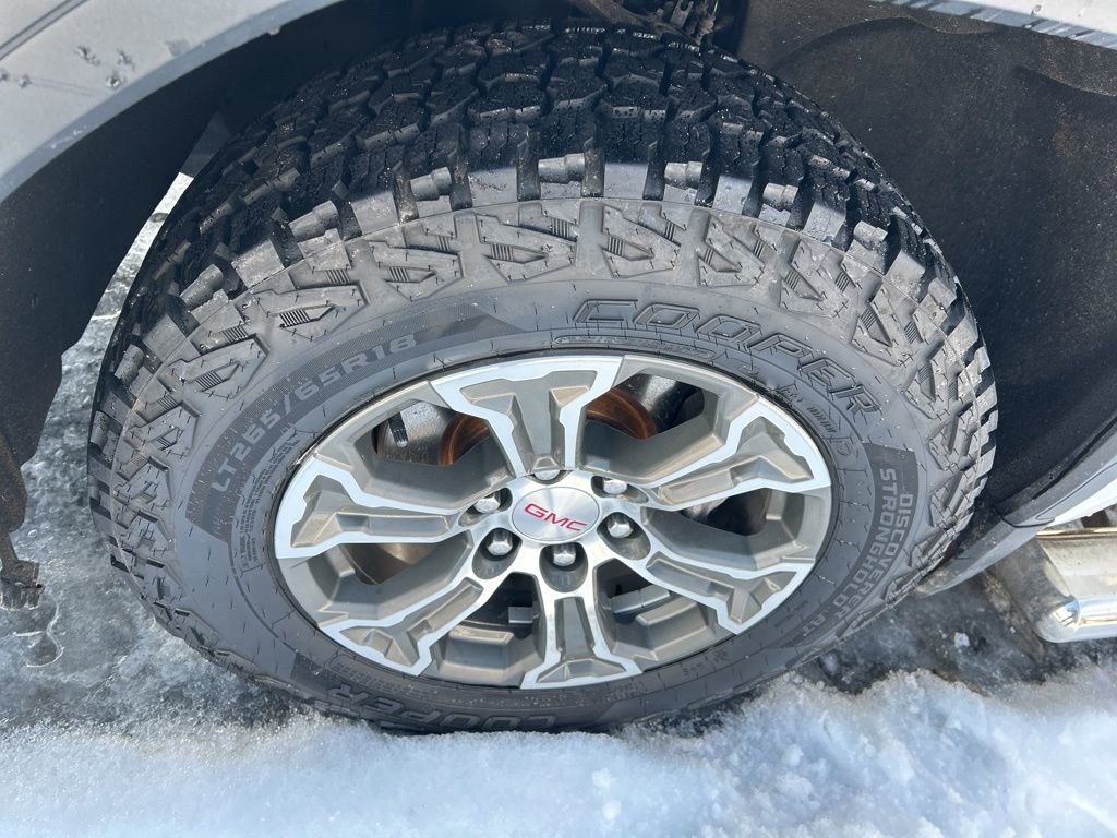 Used 2021 GMC Sierra 1500 SLE w/ X31 Off-Road Package image 8