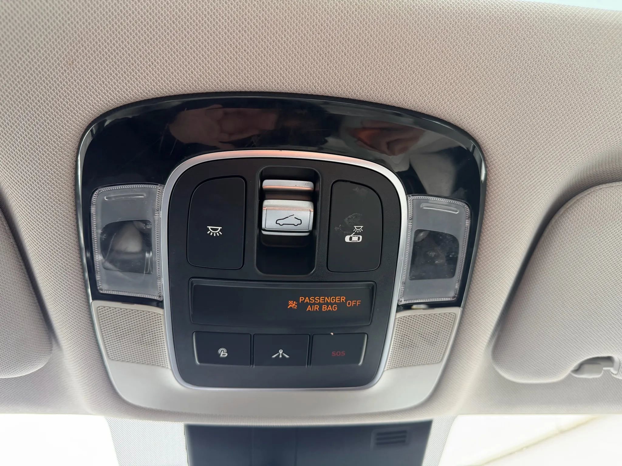Used 2020 Hyundai Sonata Limited FWD image 25