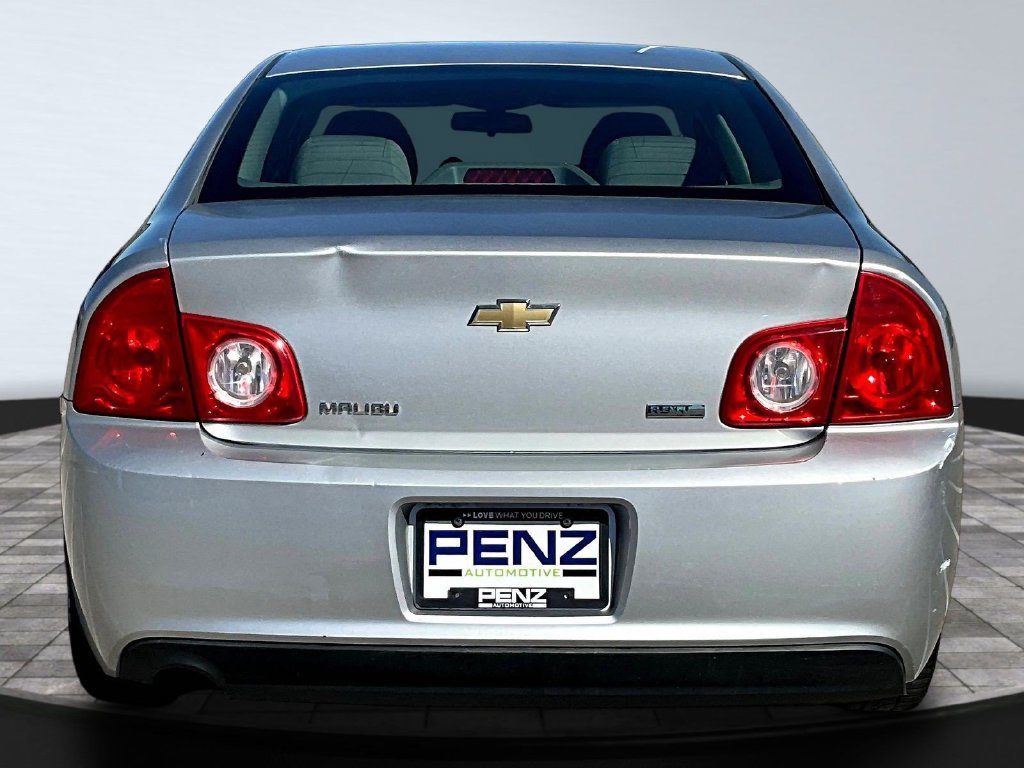 Used 2011 Chevrolet Malibu LS FWD image 6