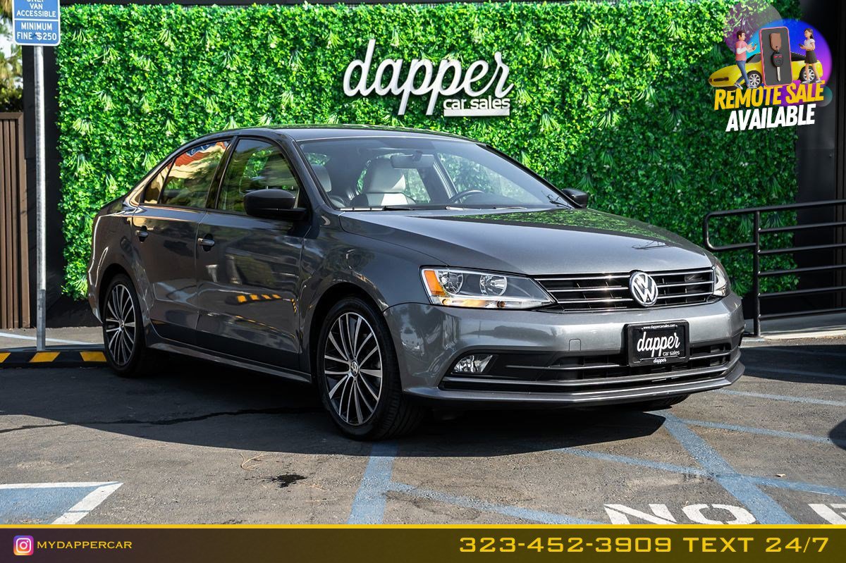 Used 2016 Volkswagen Jetta Sport image 3