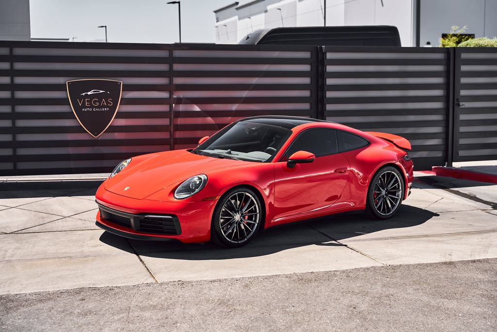 Used 2020 Porsche 911 Carrera 4S AWD/4WD image 5