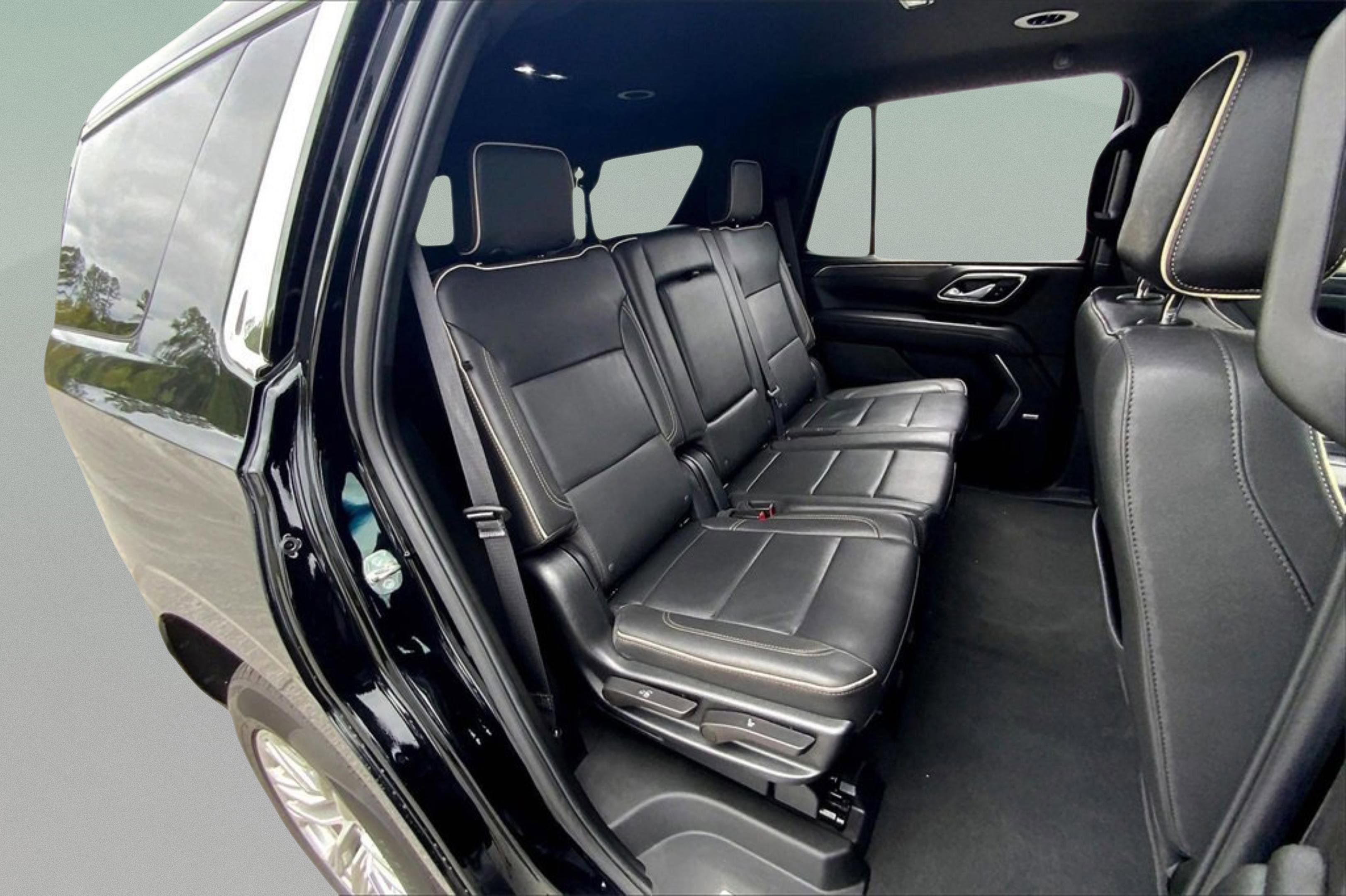 Used 2023 GMC Yukon SLT image 28