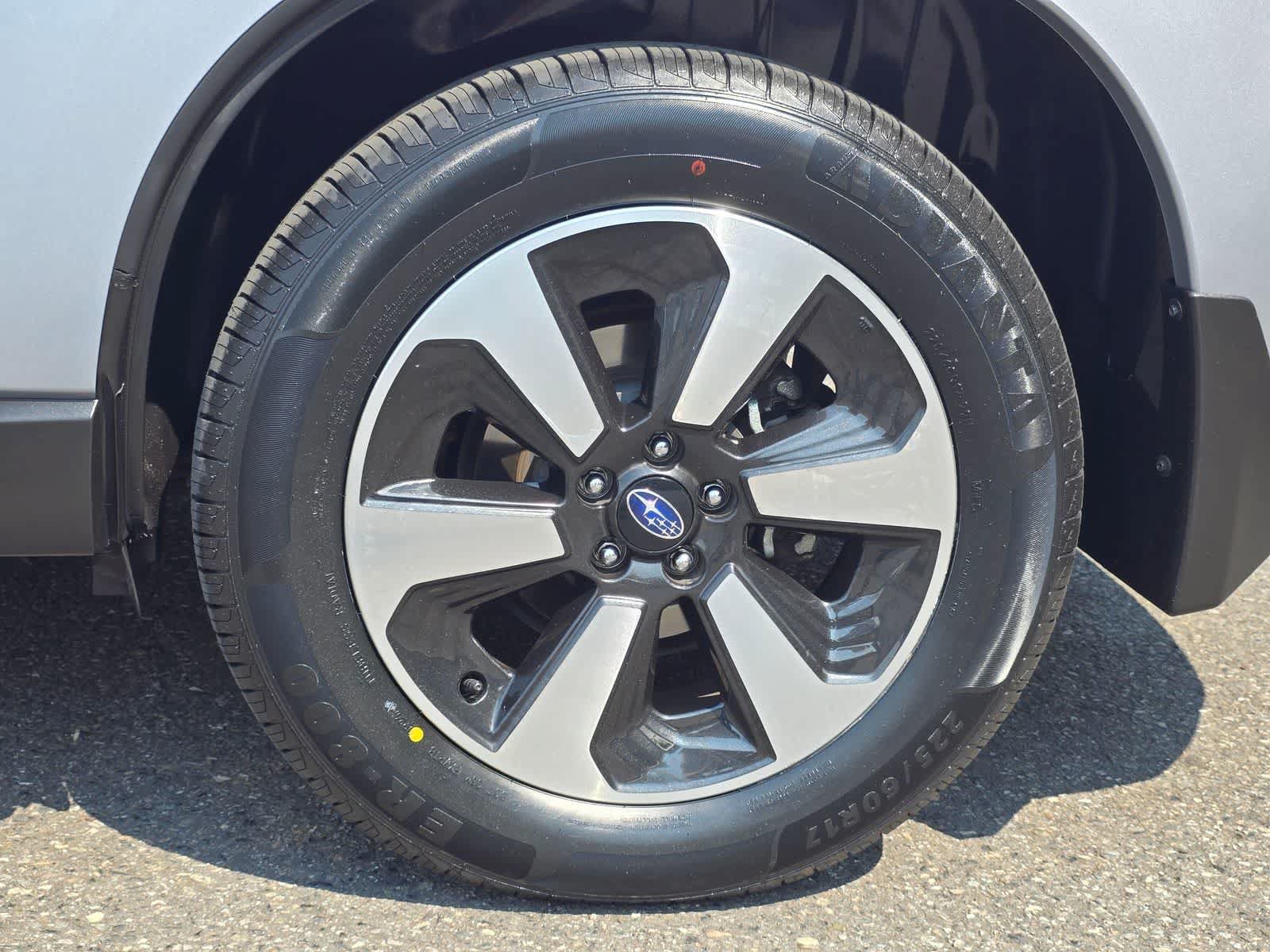 Used 2017 Subaru Forester 2.5i Premium AWD/4WD image 8