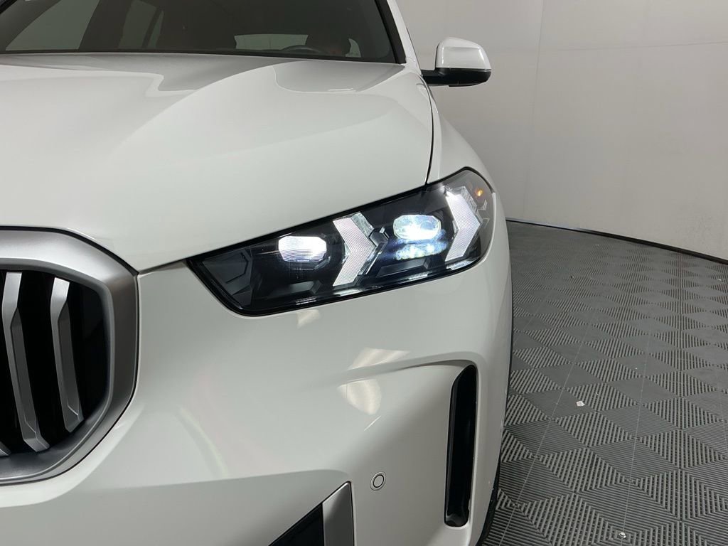 Certified 2024 BMW X5 sDrive40i w/ Parking Assistance Package RWD image 8