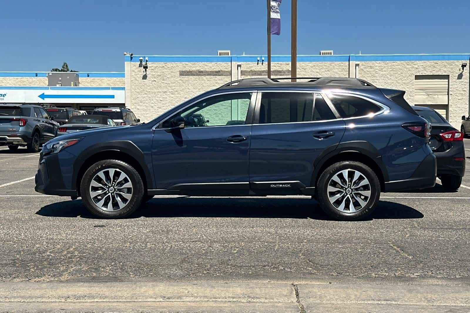 Used 2023 Subaru Outback Limited w/ Tech Package 2 AWD/4WD image 6
