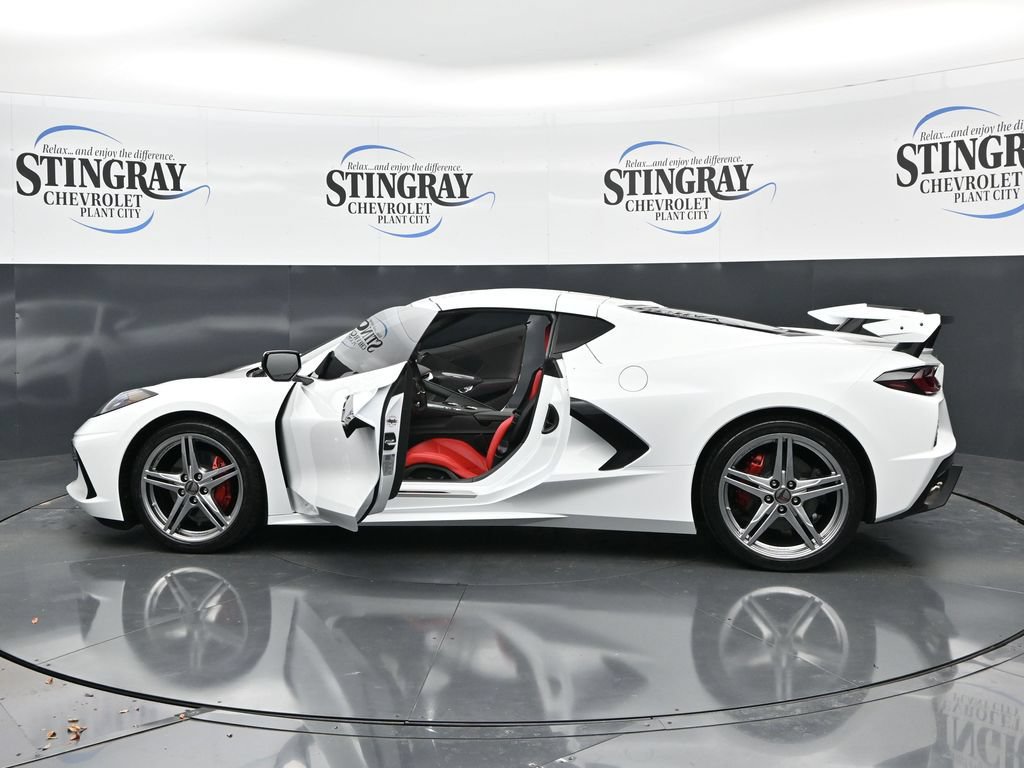 Used 2026 Chevrolet Corvette Stingray Coupe w/ 1LT RWD image 28