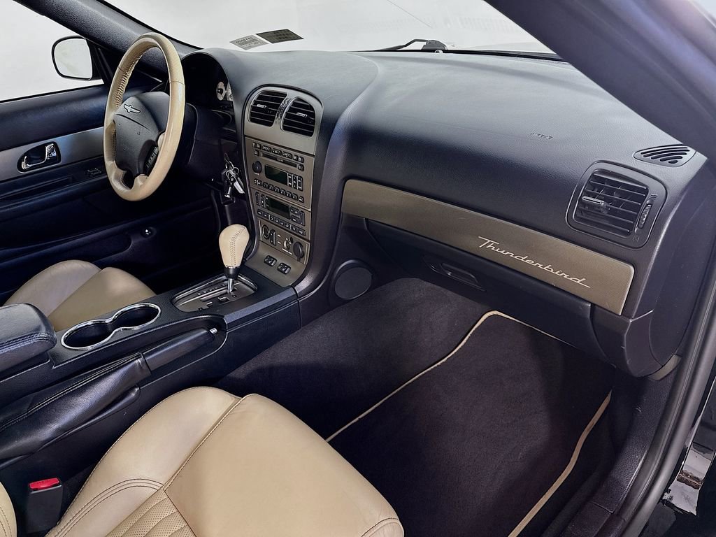 Used 2005 Ford Thunderbird RWD image 29