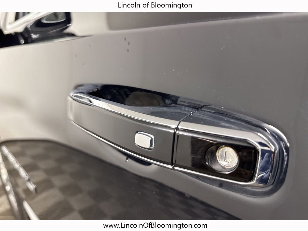 Used 2024 GMC Yukon XL Denali image 20