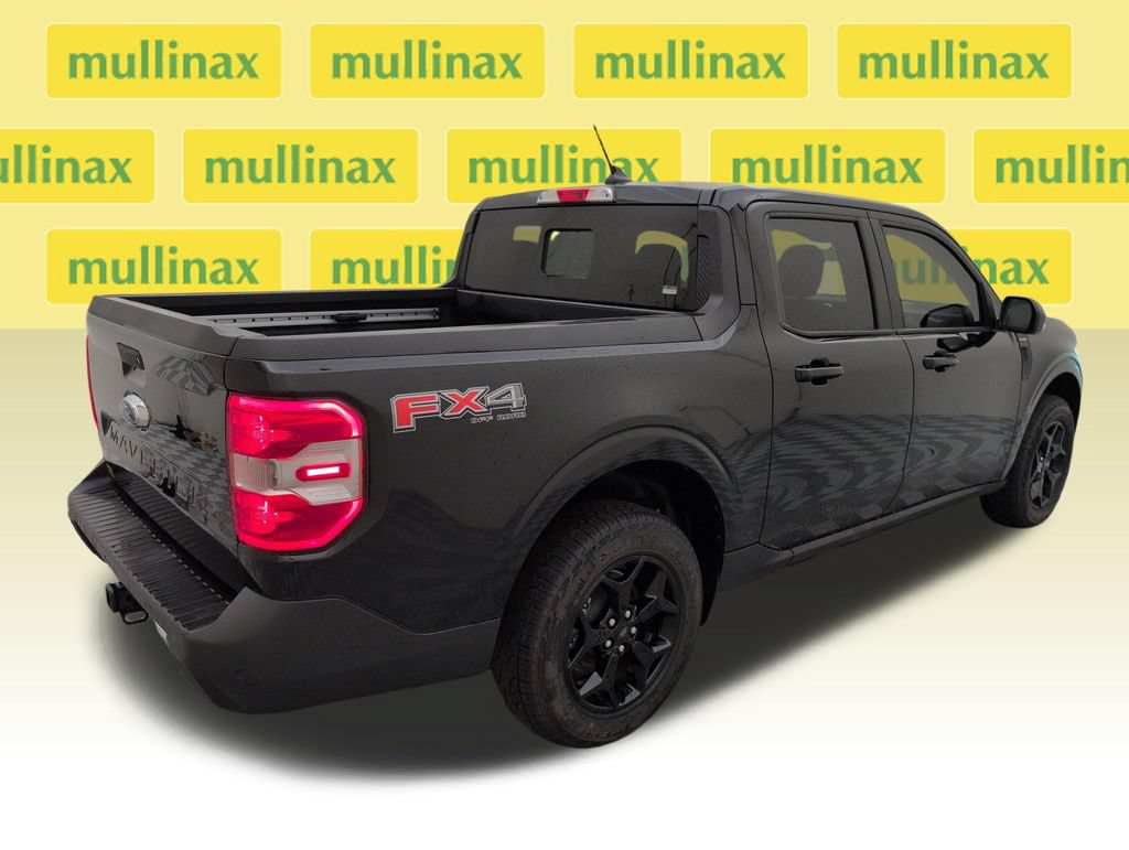 New 2024 Ford Maverick Lariat w/ FX4 Off-Road Package AWD/4WD image 3