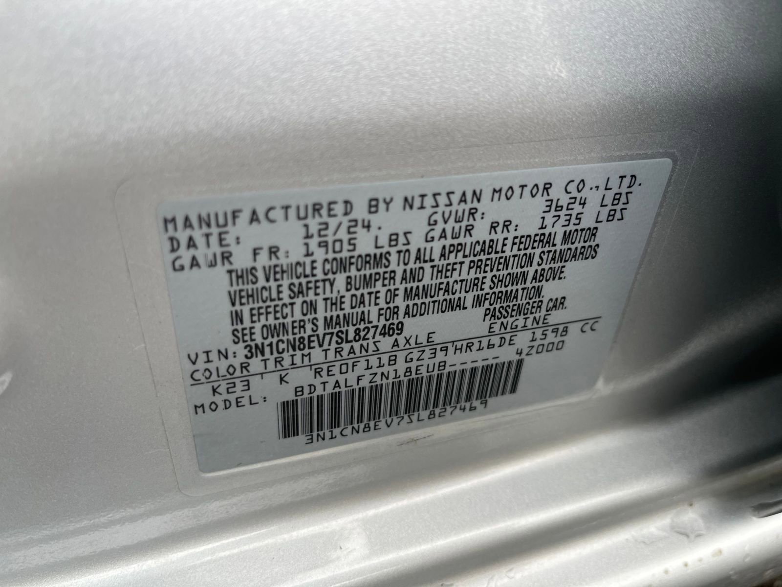 Used 2025 Nissan Versa SV w/ Trunk Package FWD image 27