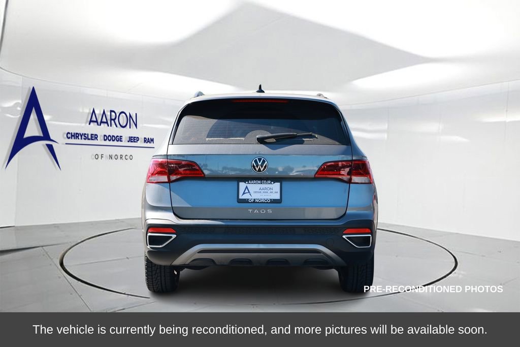 Used 2022 Volkswagen Taos S image 3
