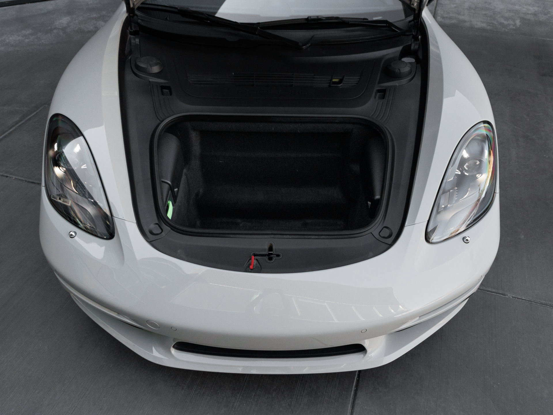 Certified 2025 Porsche 718 Cayman RWD image 38