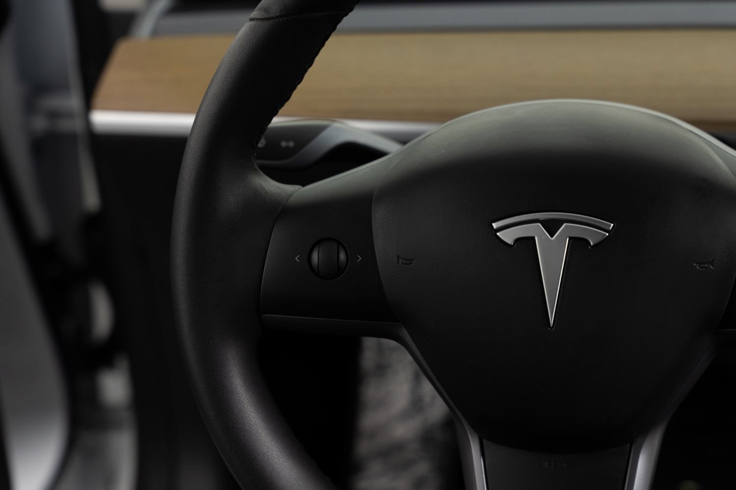 Used 2020 Tesla Model 3 Standard Range Plus RWD image 29