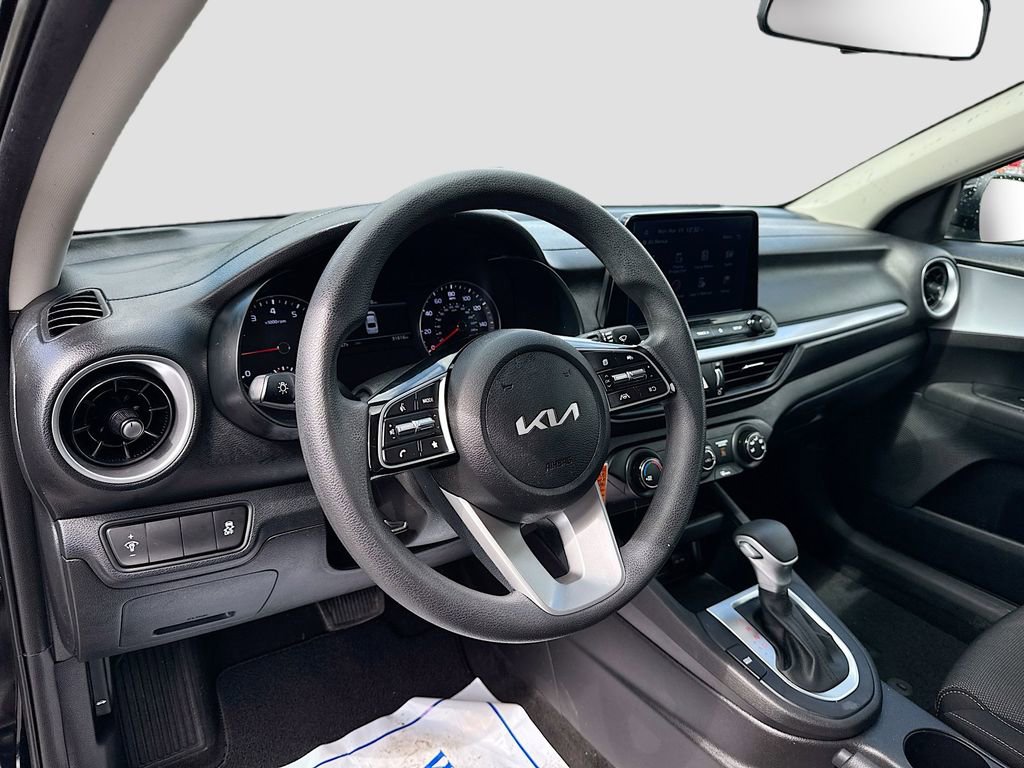 Certified 2023 Kia Forte LXS FWD image 12