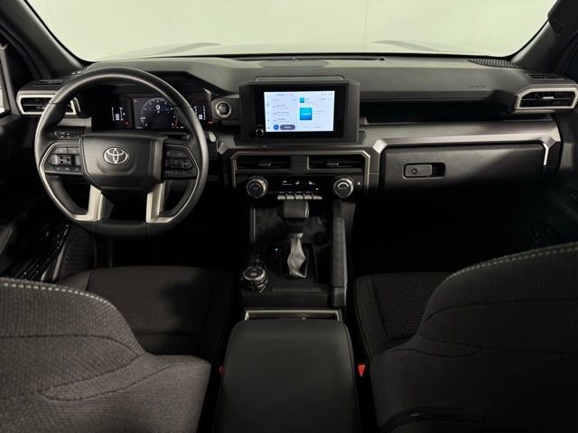 Used 2025 Toyota 4Runner SR5 AWD/4WD image 25