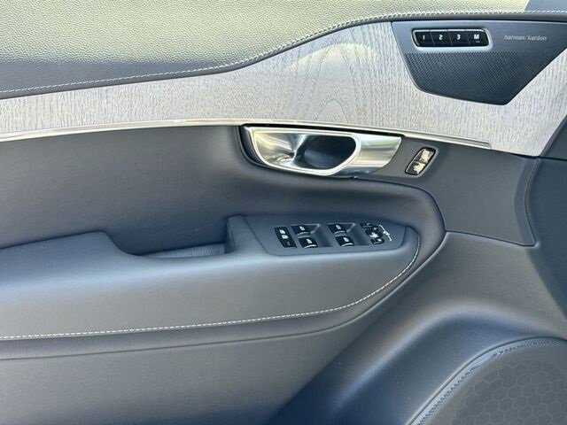 New 2024 Volvo XC90 T8 Ultimate w/ Protection Package Premier image 17