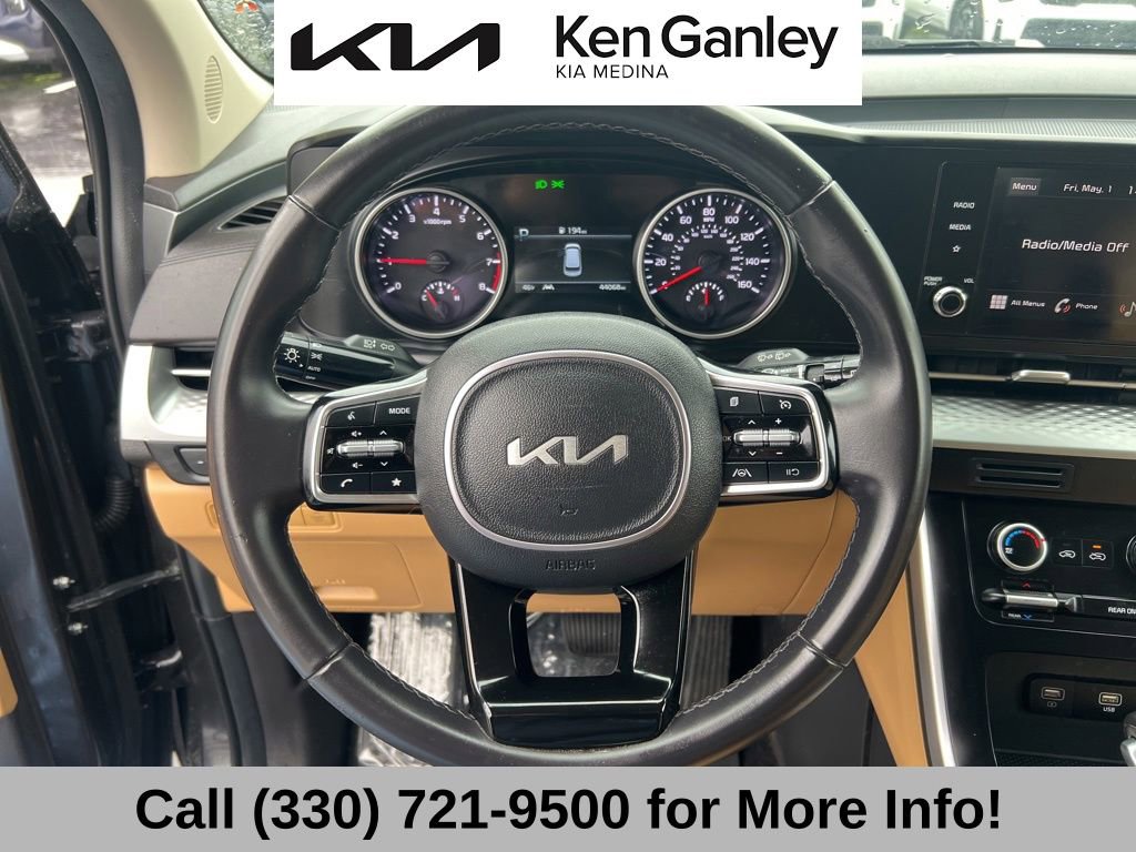 Used 2024 Kia Carnival LX FWD image 34