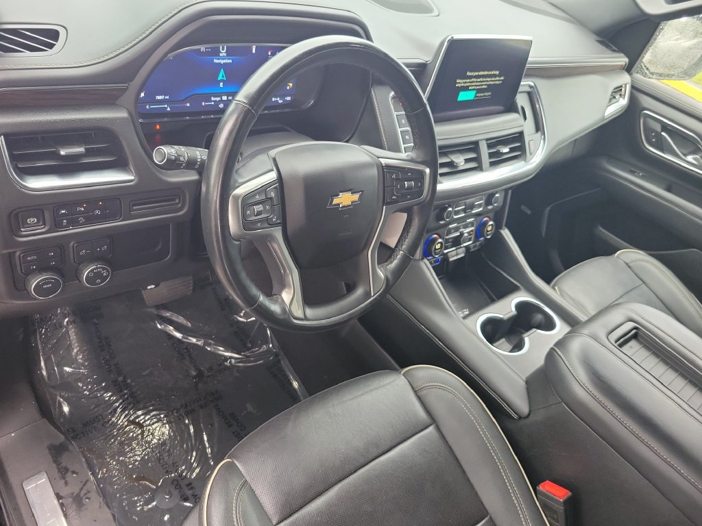 Used 2024 Chevrolet Suburban Premier AWD/4WD image 24