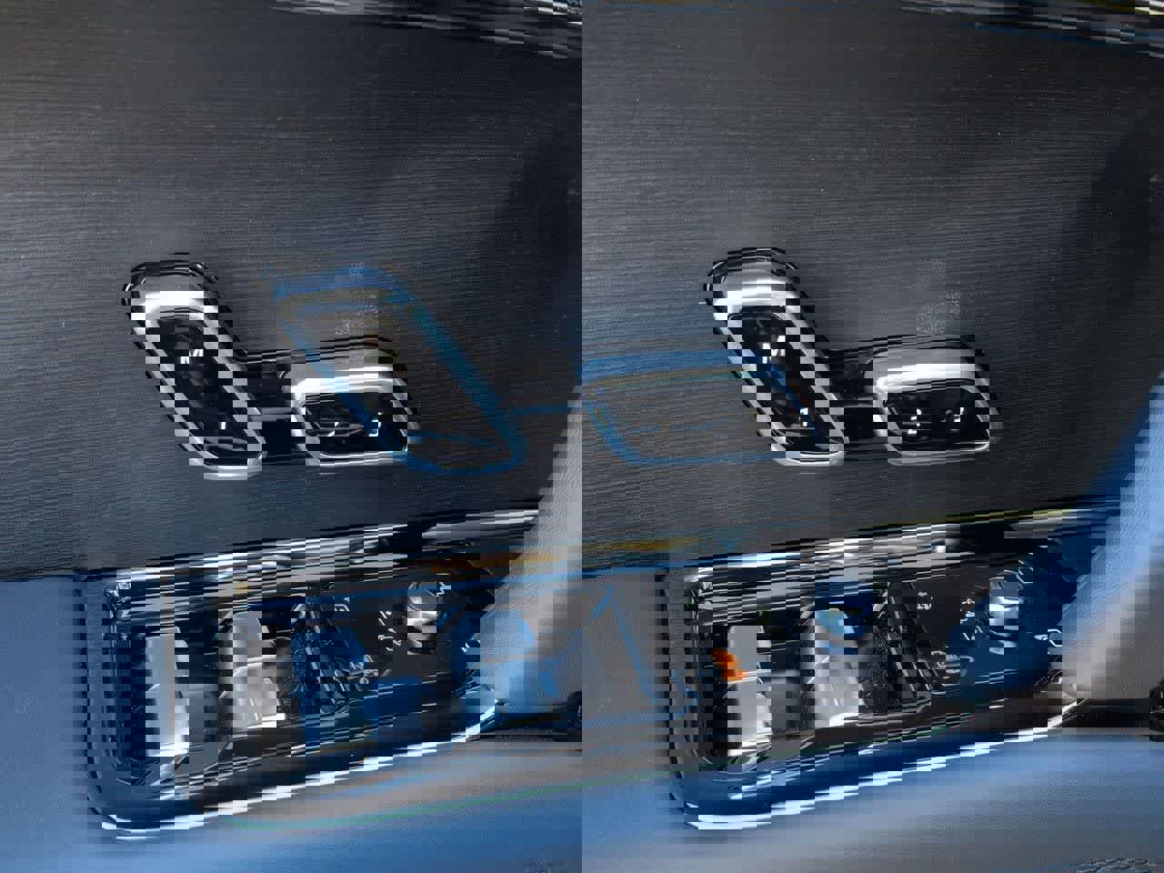 New 2026 Land Rover Range Rover Sport SE image 17