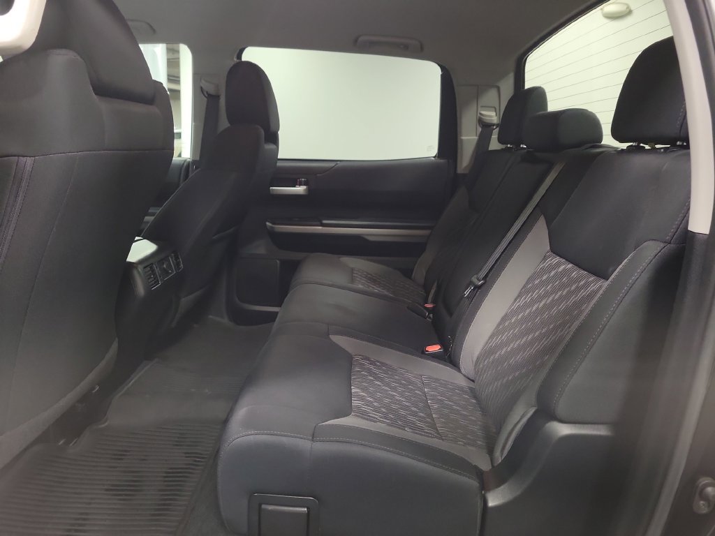 Used 2019 Toyota Tundra SR5 w/ SR5 Upgrade Package AWD/4WD image 30