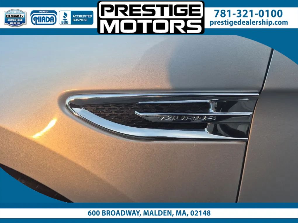 Used 2013 Ford Taurus Limited FWD image 23
