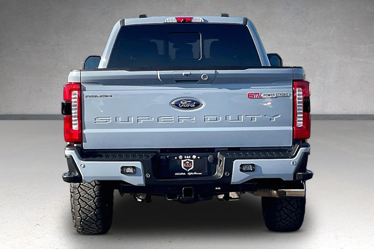 Used 2024 Ford F250 Lariat w/ Lariat Ultimate Package AWD/4WD image 4