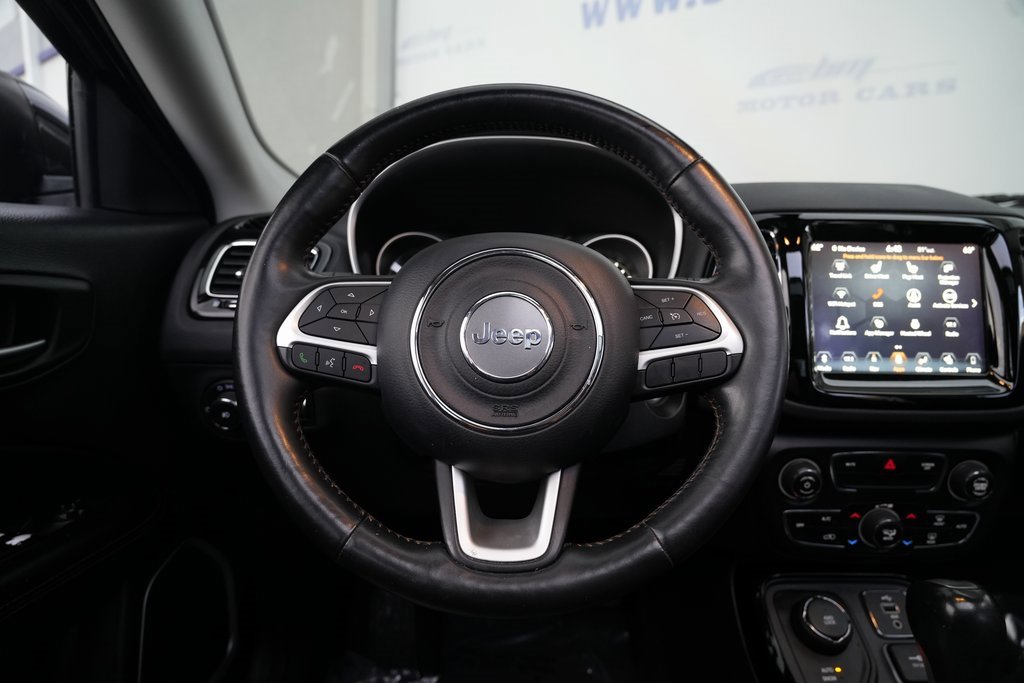Used 2018 Jeep Compass Limited w/ Navigation Group image 39