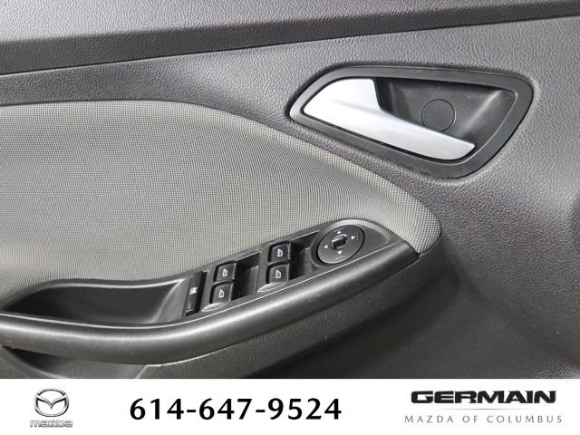 Used 2014 Ford Focus SE FWD image 28